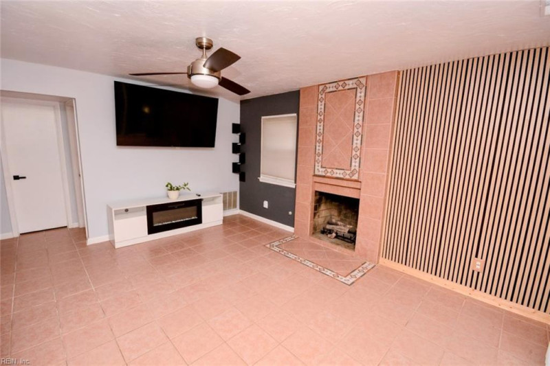 Photo 4 of 50 residential for sale in Virginia Beach virginia Photo 4 of 50 residential for sale in Virginia Beach virginia