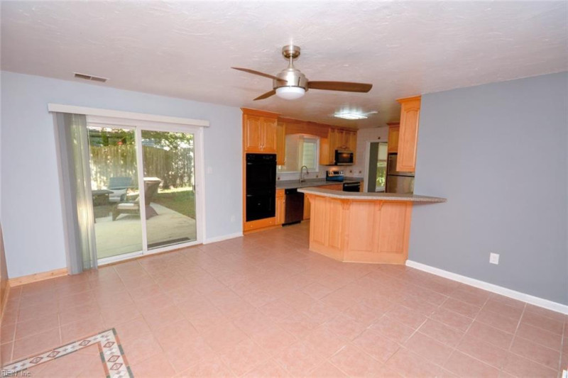Photo 6 of 50 residential for sale in Virginia Beach virginia Photo 6 of 50 residential for sale in Virginia Beach virginia