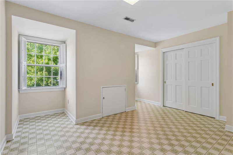 Photo 29 of 38 residential for sale in Hampton virginia