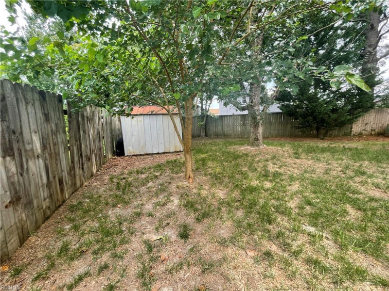 Photo 13 of 14 residential for sale in Virginia Beach virginia
