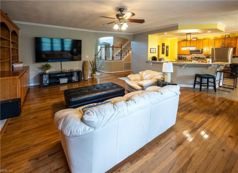 Photo 12 of 50 residential for sale in Chesapeake virginia