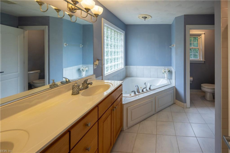 Photo 24 of 50 residential for sale in Chesapeake virginia