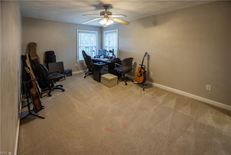 Photo 32 of 50 residential for sale in Chesapeake virginia