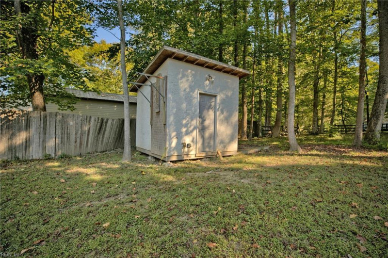 Photo 22 of 24 residential for sale in Gloucester County virginia Photo 22 of 24 residential for sale in Gloucester County virginia