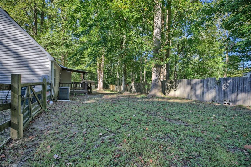 Photo 23 of 24 residential for sale in Gloucester County virginia Photo 23 of 24 residential for sale in Gloucester County virginia