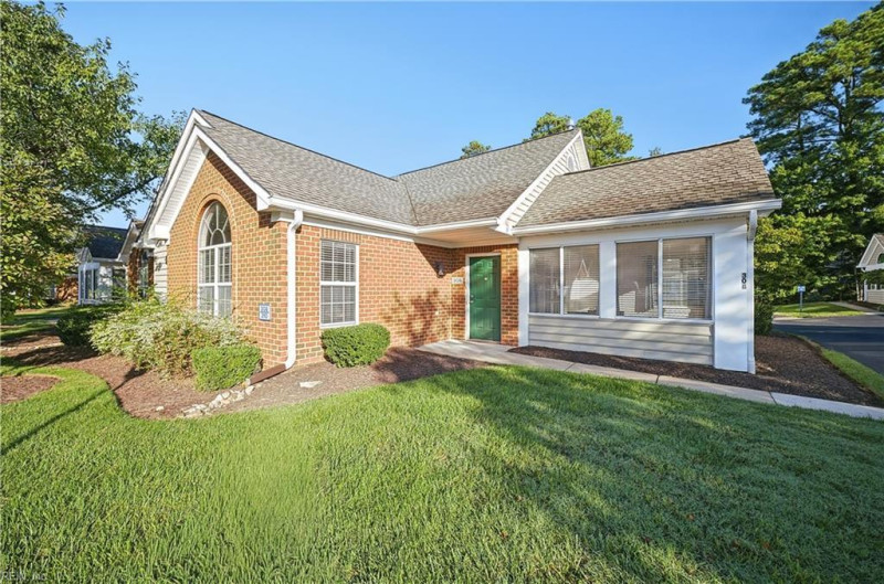 Photo 1 of 31 residential for sale in York County virginia