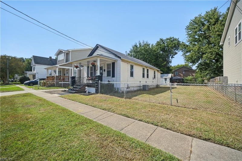 Photo 28 of 38 residential for sale in Norfolk virginia Photo 28 of 38 residential for sale in Norfolk virginia