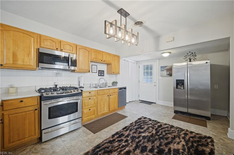 Photo 4 of 38 residential for sale in Norfolk virginia Photo 4 of 38 residential for sale in Norfolk virginia
