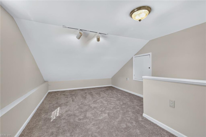 Photo 25 of 35 residential for sale in Chesapeake virginia