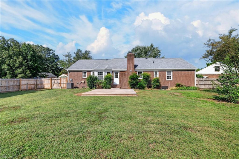 Photo 30 of 35 residential for sale in Chesapeake virginia