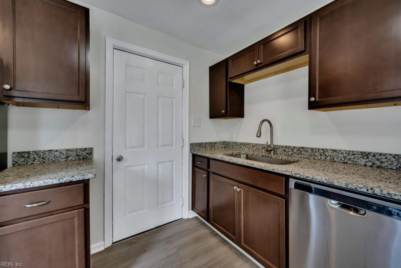 Photo 12 of 32 residential for sale in Portsmouth virginia Photo 12 of 32 residential for sale in Portsmouth virginia