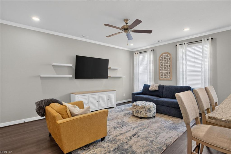 Photo 10 of 37 residential for sale in Chesapeake virginia