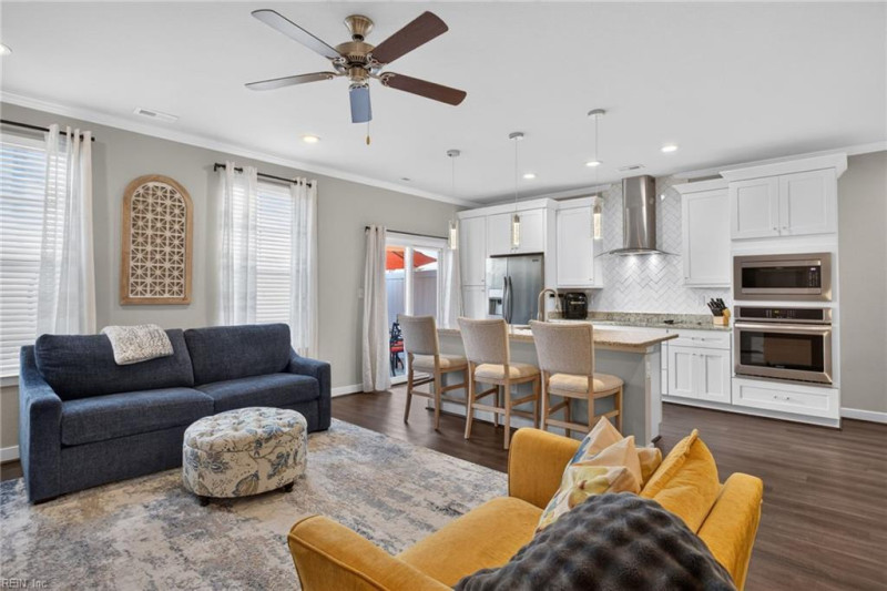 Photo 11 of 37 residential for sale in Chesapeake virginia