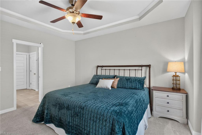 Photo 20 of 37 residential for sale in Chesapeake virginia