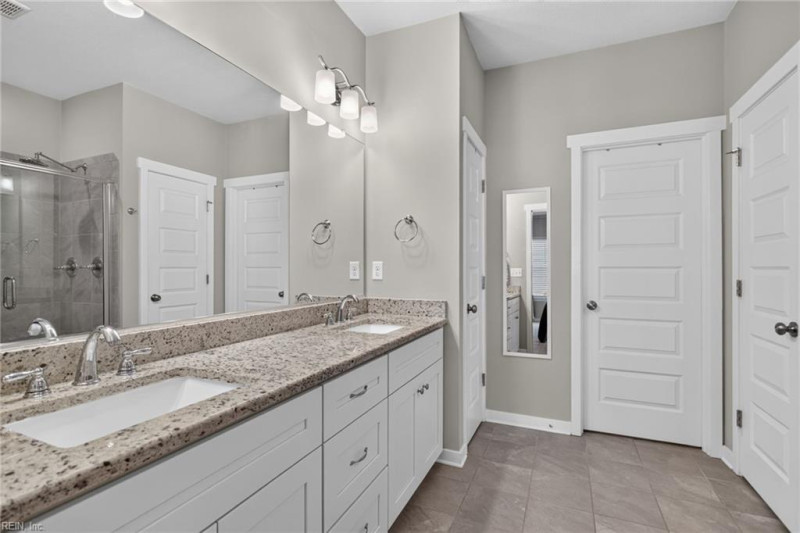 Photo 21 of 37 residential for sale in Chesapeake virginia
