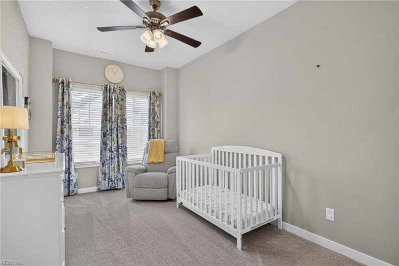 Photo 25 of 37 residential for sale in Chesapeake virginia