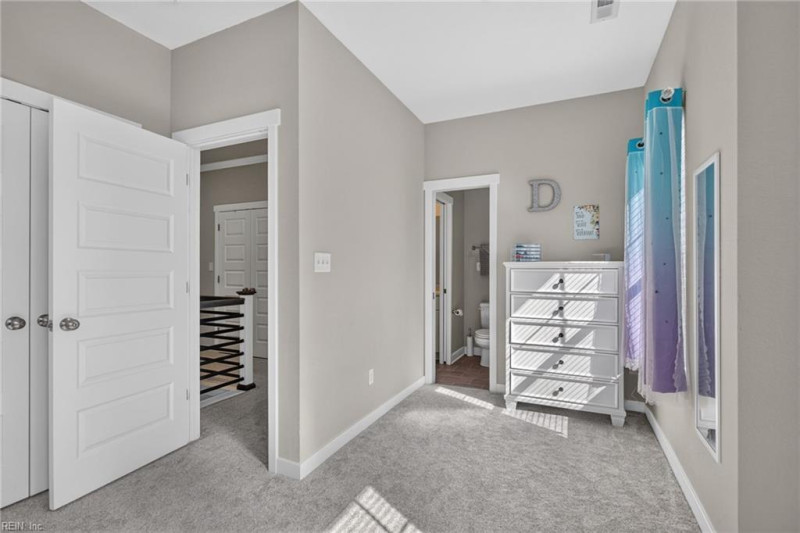 Photo 28 of 37 residential for sale in Chesapeake virginia