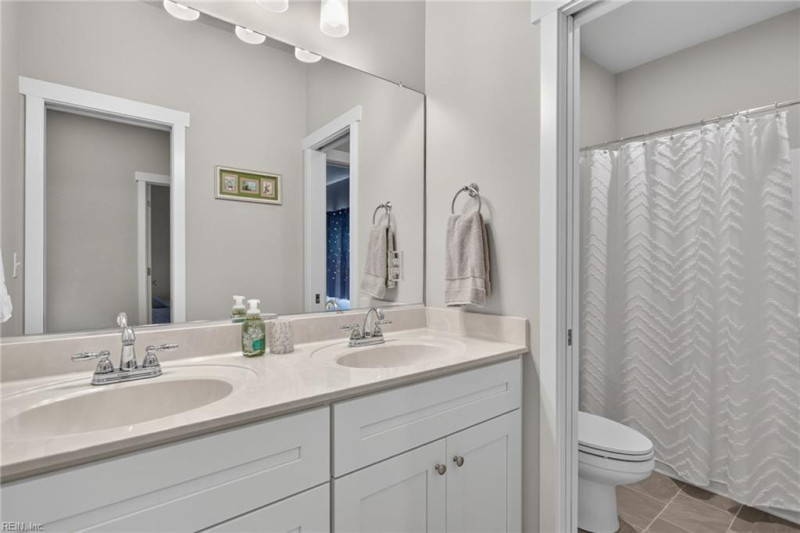 Photo 31 of 37 residential for sale in Chesapeake virginia