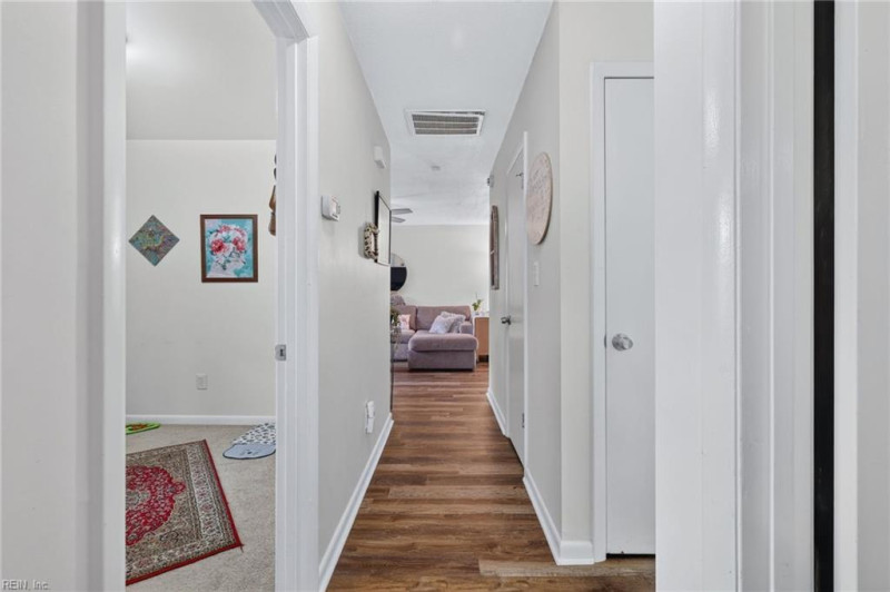 Photo 13 of 26 residential for sale in Hampton virginia