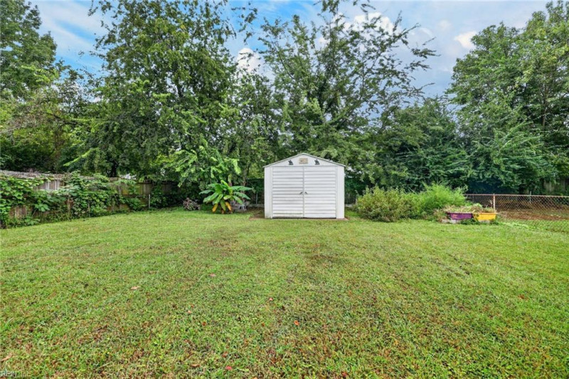Photo 20 of 26 residential for sale in Hampton virginia