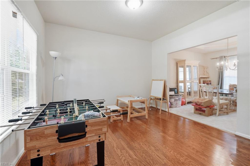 Photo 8 of 42 residential for sale in Isle of Wight County virginia