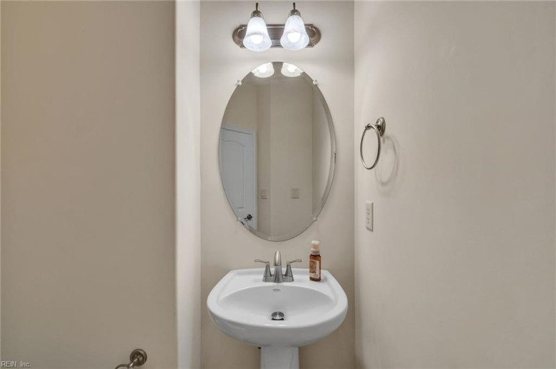 Photo 16 of 40 residential for sale in Chesapeake virginia Photo 16 of 40 residential for sale in Chesapeake virginia