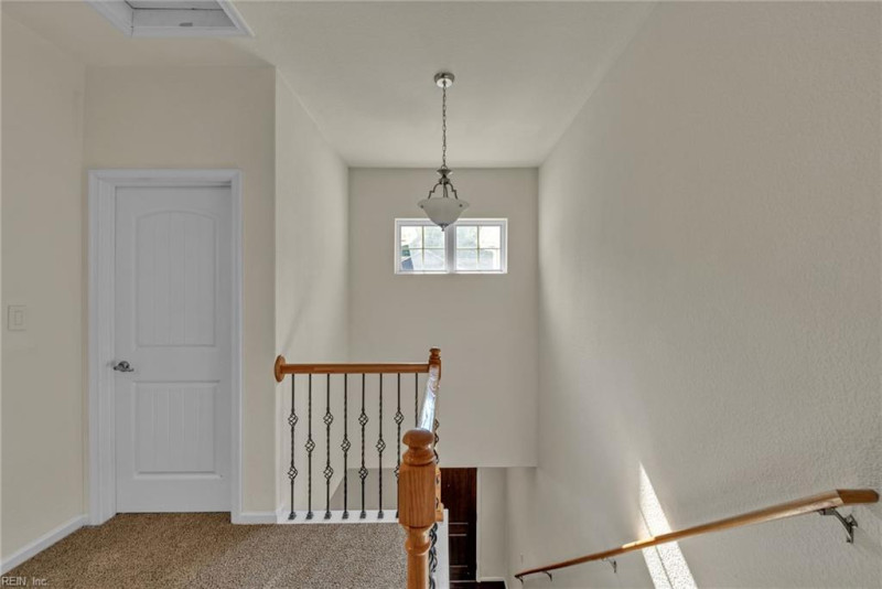 Photo 17 of 40 residential for sale in Chesapeake virginia Photo 17 of 40 residential for sale in Chesapeake virginia