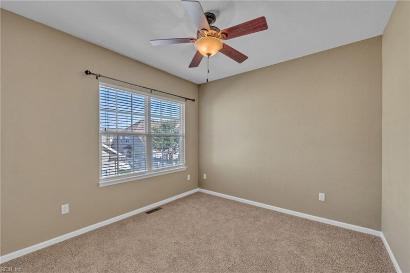 Photo 33 of 40 residential for sale in Chesapeake virginia Photo 33 of 40 residential for sale in Chesapeake virginia