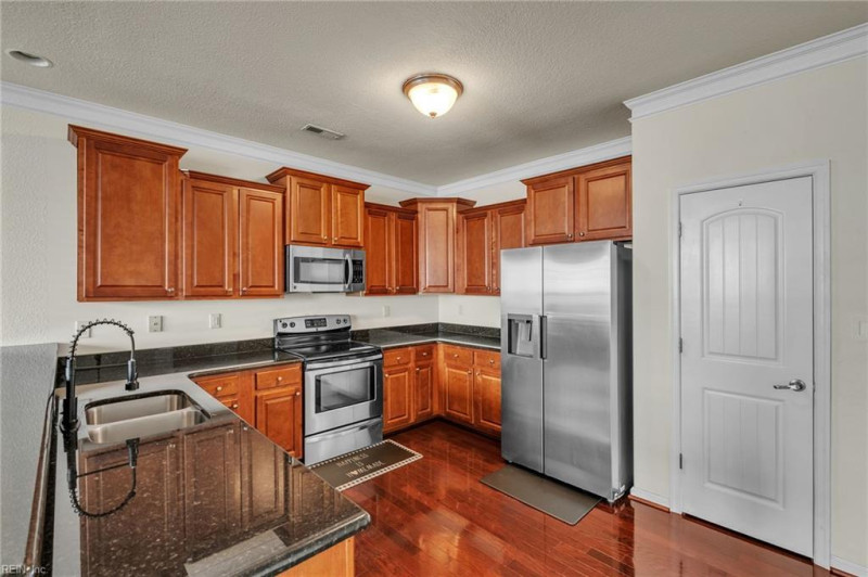 Photo 4 of 40 residential for sale in Chesapeake virginia Photo 4 of 40 residential for sale in Chesapeake virginia