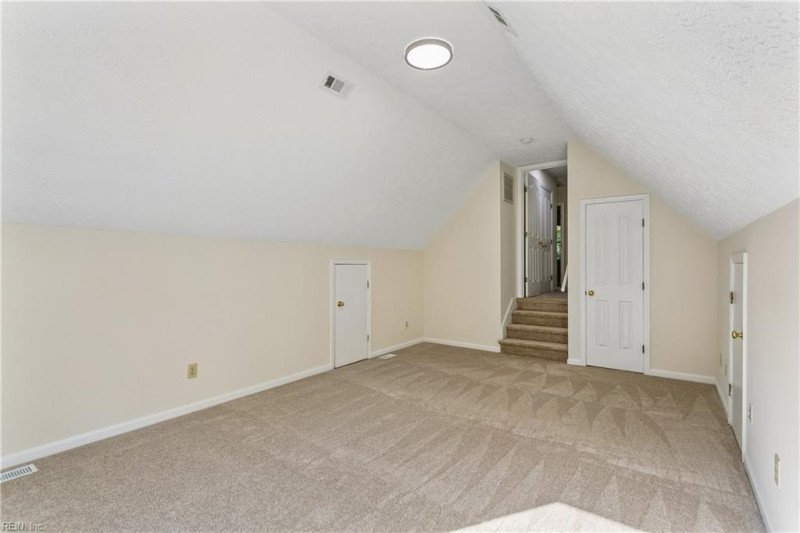 Photo 23 of 43 residential for sale in York County virginia