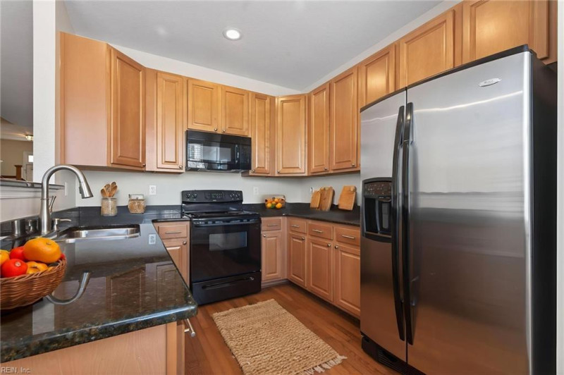 Photo 13 of 36 residential for sale in Virginia Beach virginia