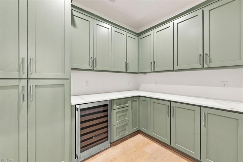 Photo 16 of 49 residential for sale in Virginia Beach virginia