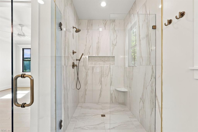 Photo 19 of 49 residential for sale in Virginia Beach virginia
