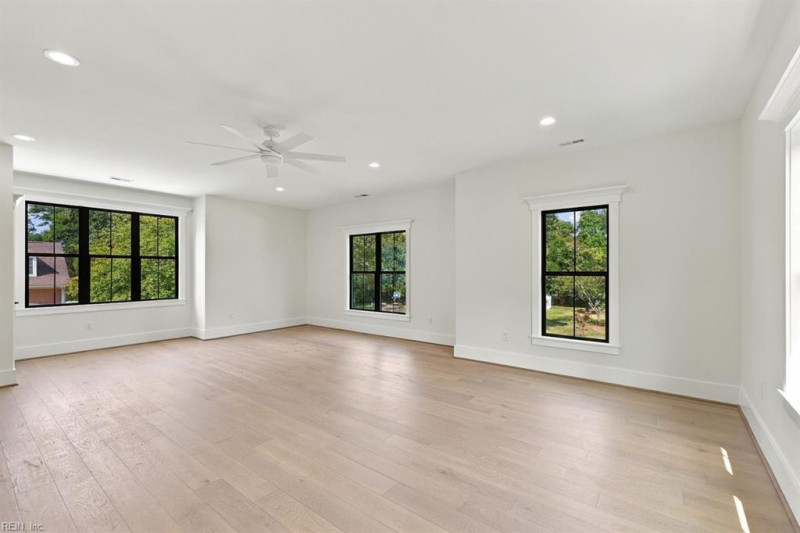 Photo 30 of 49 residential for sale in Virginia Beach virginia