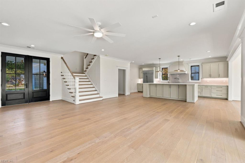 Photo 7 of 49 residential for sale in Virginia Beach virginia