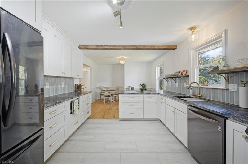 Photo 10 of 50 residential for sale in Chesapeake virginia Photo 10 of 50 residential for sale in Chesapeake virginia