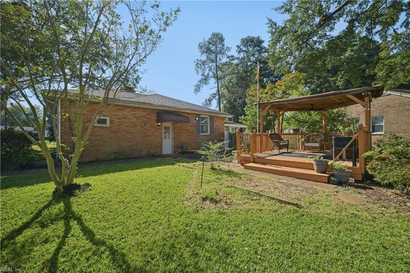 Photo 43 of 50 residential for sale in Chesapeake virginia Photo 43 of 50 residential for sale in Chesapeake virginia