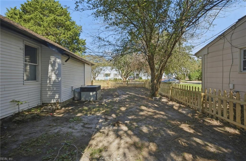 Photo 33 of 44 residential for sale in Norfolk virginia Photo 33 of 44 residential for sale in Norfolk virginia