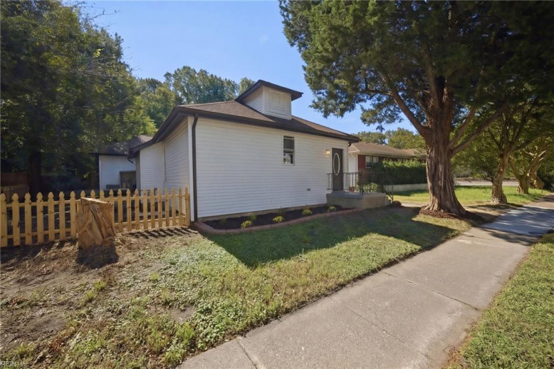 Photo 43 of 44 residential for sale in Norfolk virginia Photo 43 of 44 residential for sale in Norfolk virginia