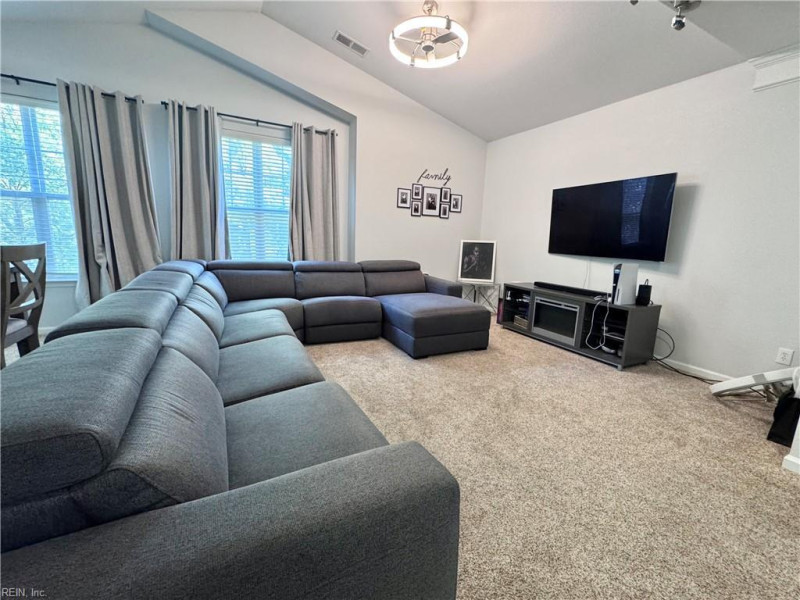 Photo 8 of 38 residential for sale in Newport News virginia Photo 8 of 38 residential for sale in Newport News virginia
