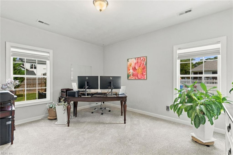 Photo 20 of 42 residential for sale in Chesapeake virginia
