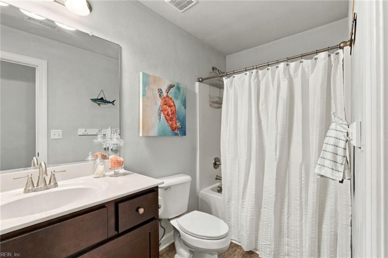 Photo 29 of 42 residential for sale in Chesapeake virginia
