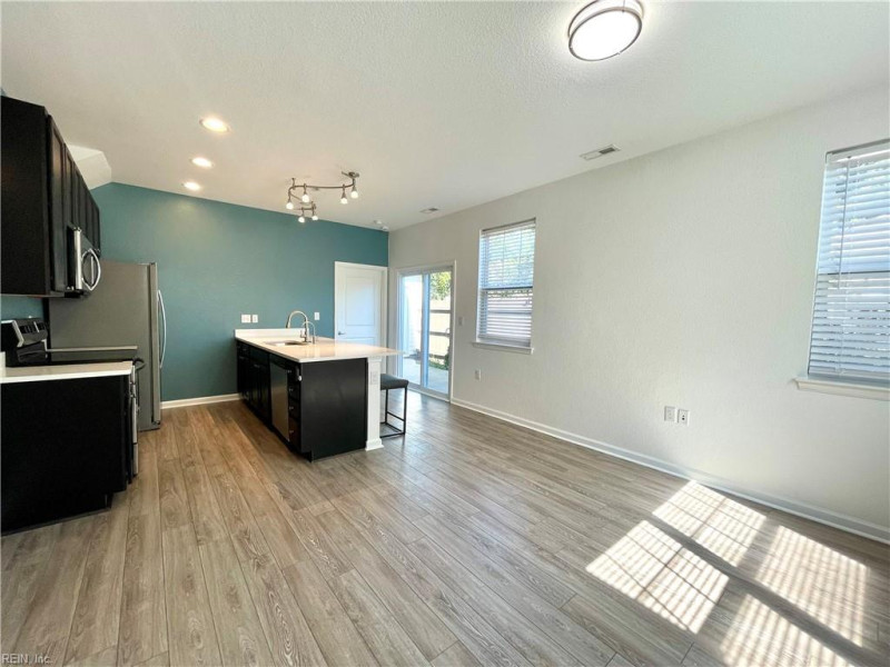 Photo 3 of 26 rental for rent in Chesapeake virginia Photo 3 of 26 rental for rent in Chesapeake virginia