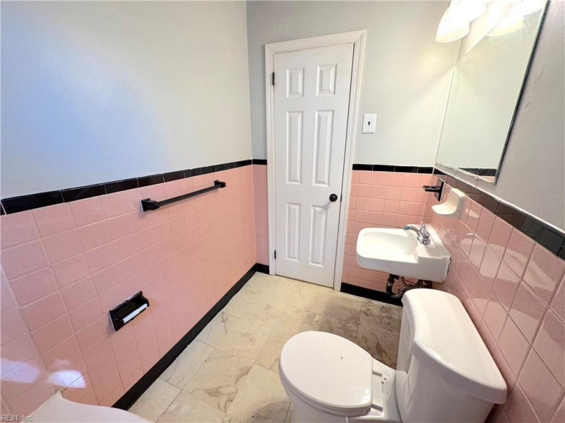 Photo 21 of 30 rental for rent in Norfolk virginia Photo 21 of 30 rental for rent in Norfolk virginia