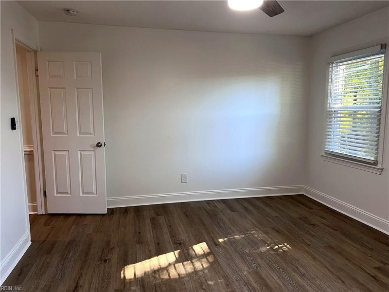 Photo 16 of 21 residential for sale in Virginia Beach virginia