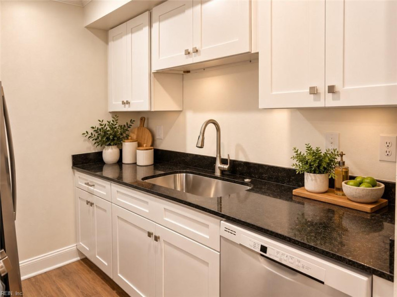 Photo 6 of 21 residential for sale in Virginia Beach virginia