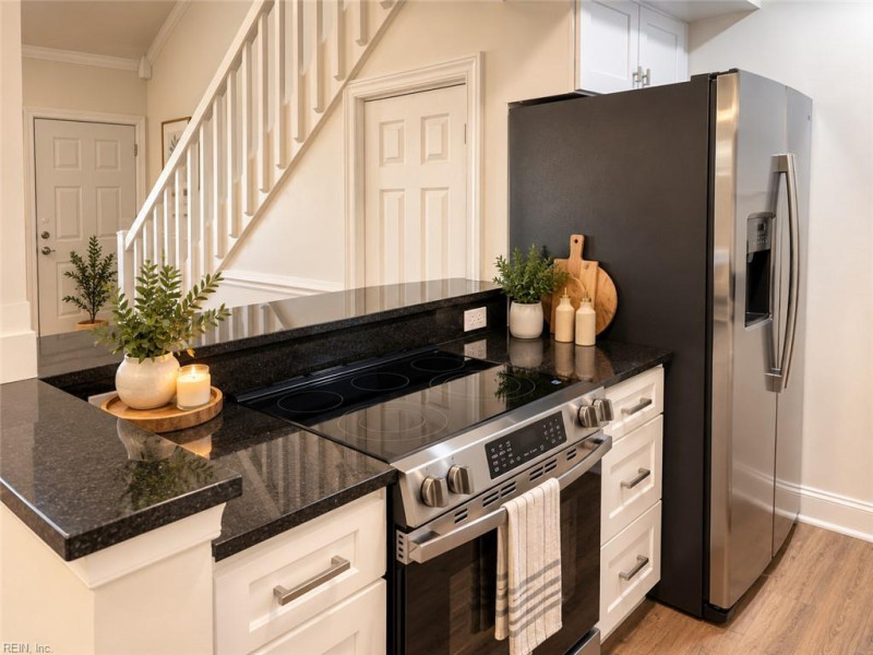 Photo 7 of 21 residential for sale in Virginia Beach virginia