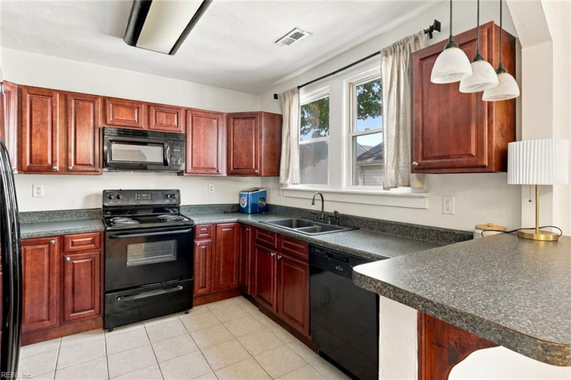 Photo 15 of 41 rental for rent in Norfolk virginia Photo 15 of 41 rental for rent in Norfolk virginia