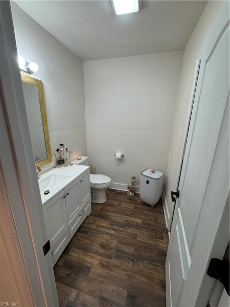 Photo 14 of 31 residential for sale in Suffolk virginia