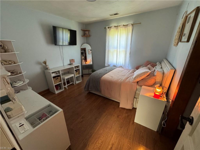 Photo 31 of 31 residential for sale in Suffolk virginia